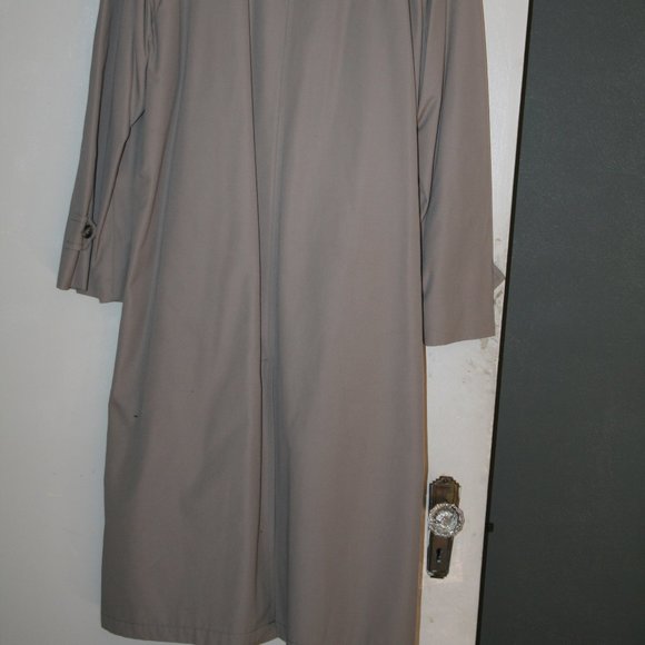 London Fog lined Trenchcoat size 38 regular khaki - Picture 2 of 5